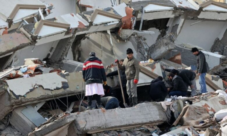 زلزال يضرب تركيا وسوريا