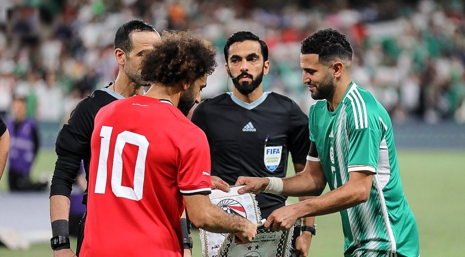 التعادل بين الجزائر ومصر